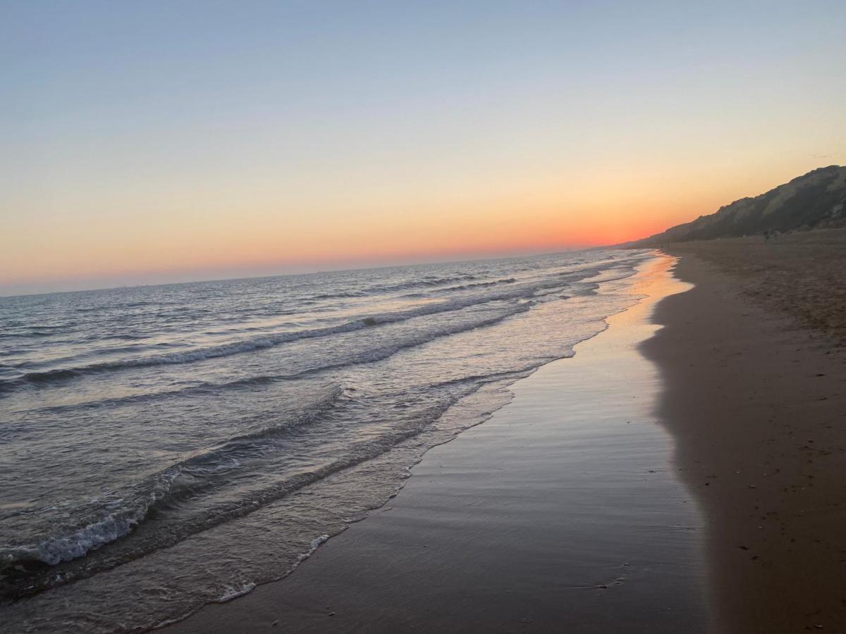Apartamento Punta Umbria Junto A La Ria Eksteriør bilde